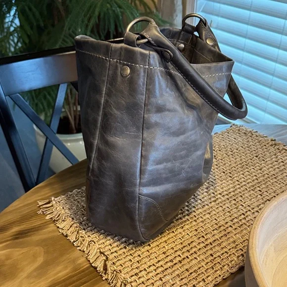 Frye Carbon Leather Hobo Bag - Picture 6 of 8